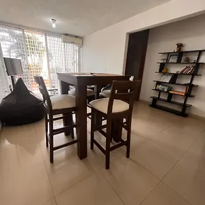 Frente Al Aerop. Intnl. De Maiquetía. Apartamento
